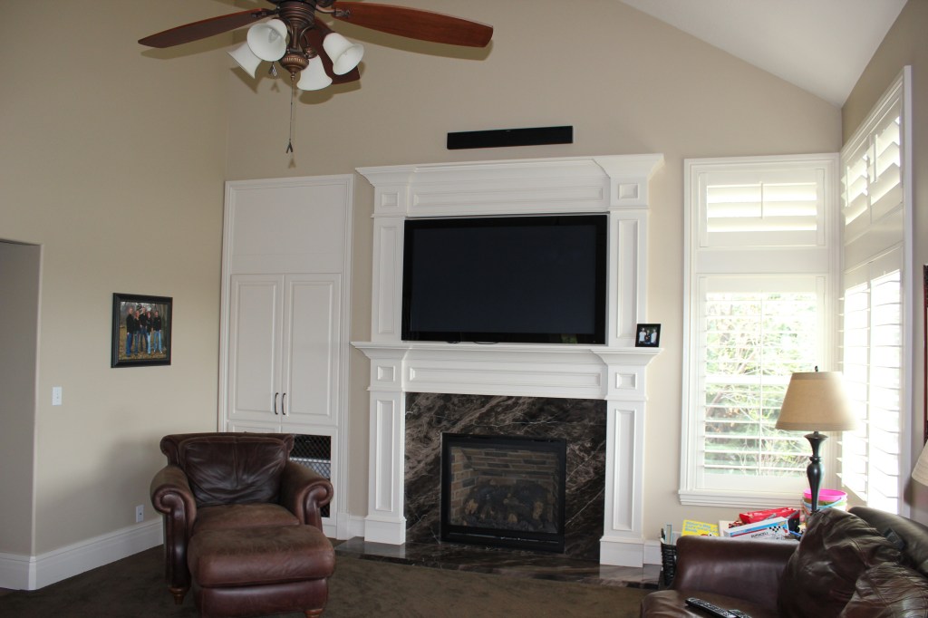 Family room in Sandy